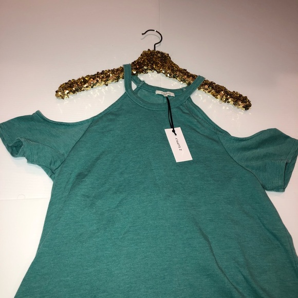 Z supply cold shoulder dress - Picture 8 of 8